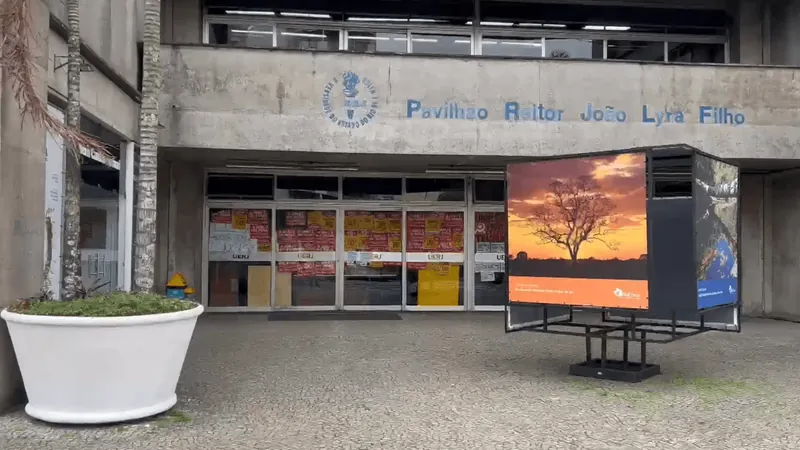 UERJ tenta reeintegração de posse do pavilhão principal do Campus Maracanã