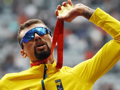 Júlio César Agripino estabelece o novo recorde mundial paralímpico dos 5000m classe T11