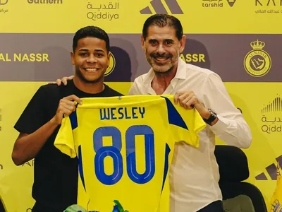 Al Nassr anuncia a contratação do atacante Wesley, do Corinthians