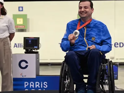 Alexandre Galgani é prata no tiro esportivo e conquista inédita medalha para o país na França