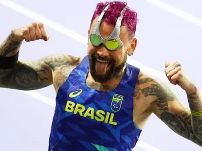 Ex-BBBs comemoram após Vinicius Rodrigues ganhar medalha nas paralimpíadas