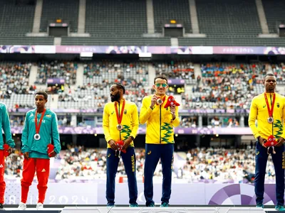 Brasil faz dobradinha no atletismo na prova dos 1500m classe T11 na Paralimpíada