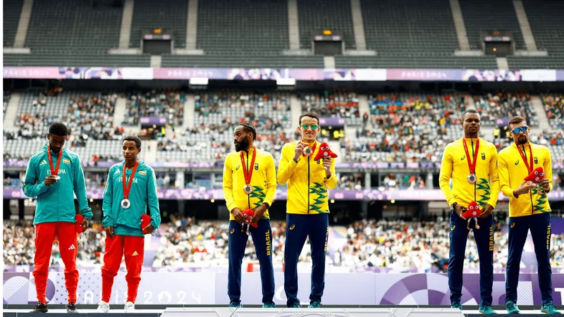 Brasil faz dobradinha no atletismo na prova dos 1500m classe T11 na Paralimpíada