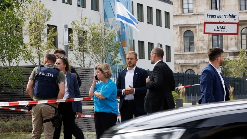 Atirador é morto pela polícia alemã após ataque contra consulado israelense