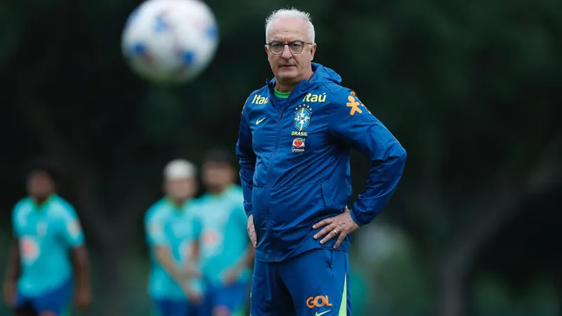 Dorival busca 'soluções' após corte de Pedro e adia definição da Seleção Brasileira