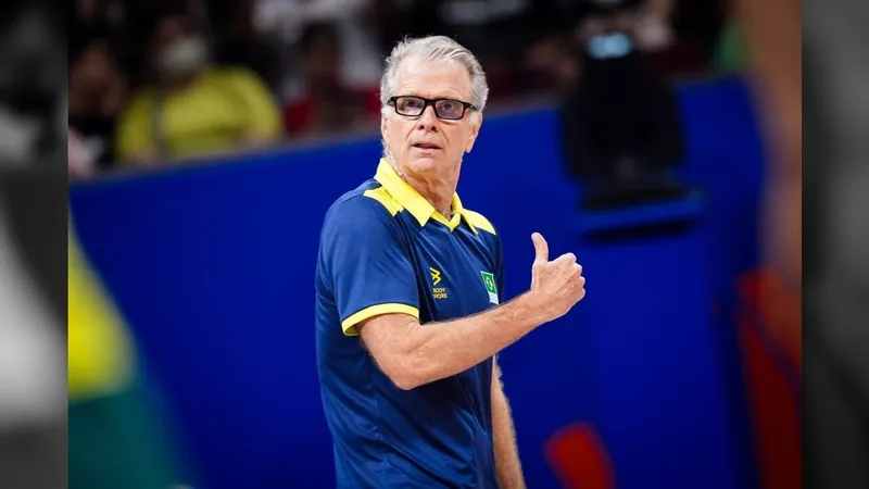 Bernardinho afirma que seleção masculina de vôlei está em um nível abaixo de alguns adversários