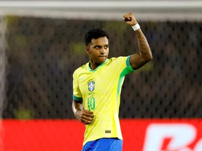 Rodrygo marca, Brasil bate Equador e volta a vencer após 3 derrotas nas Eliminatórias