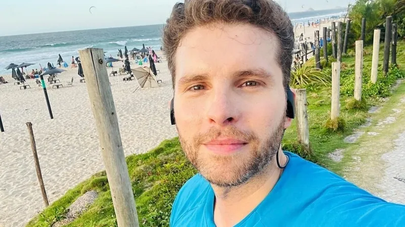 Thiago Fragoso volta atrás após criticar falta de trabalho para homens loiros e brancos na TV