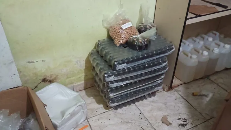 GM de Campinas localiza ‘casa bomba’ e apreende 10 kg de maconha e 50 litros de lança-perfume