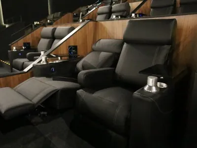 Cinema de luxo tem ingressos a R$ 45 ou R$ 50 para duas pessoas em São José dos Campos