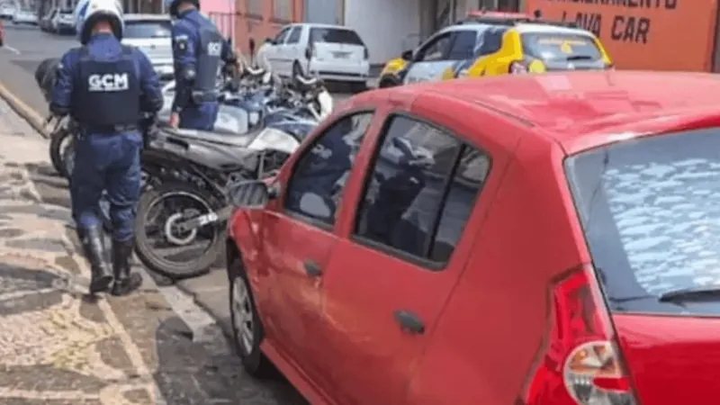 Homem esquece onde parou o carro e mobiliza guarda com queixa de furto