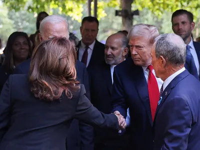 Kamala e Trump se cumprimentam em cerimônia do 11 de Setembro nos EUA