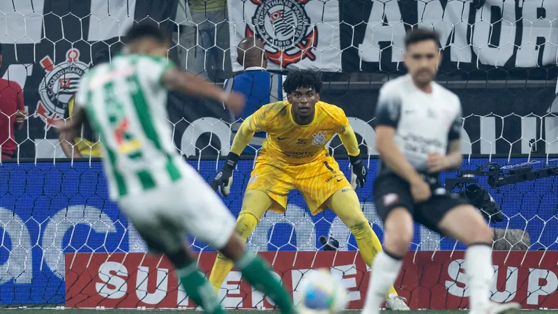 Hugo critica árbitro em gol do Juventude e ironiza "dancinha" de Jair Ventura