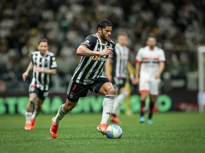 Hulk admite má fase do Galo após classificação na Copa do Brasil: "Estamos devendo"