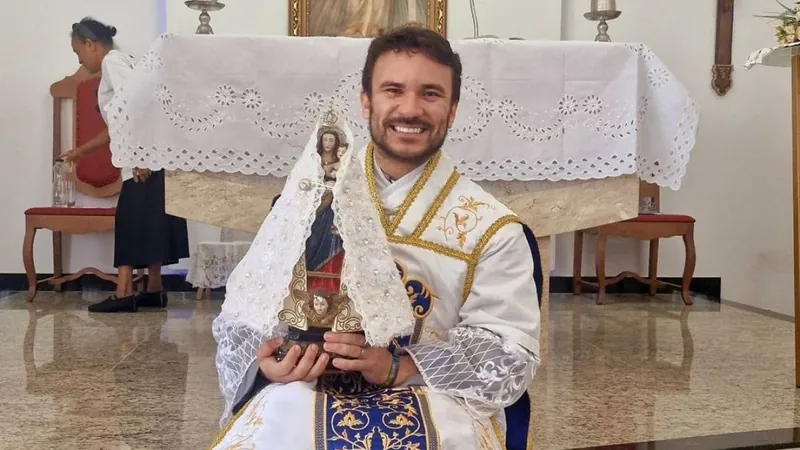 Padre Fabrício Rodrigues morre aos 29 anos em acidente de moto no Pará