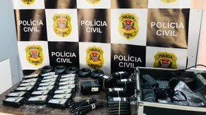 Polícia recupera rádios comunicadores avaliados em R$ 50 mil entregues à pessoa não autorizada