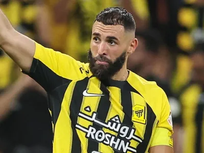 Benzema dá show, Al Ittihad faz 7 a 1 na Liga Saudita e assume a liderança; veja os gols