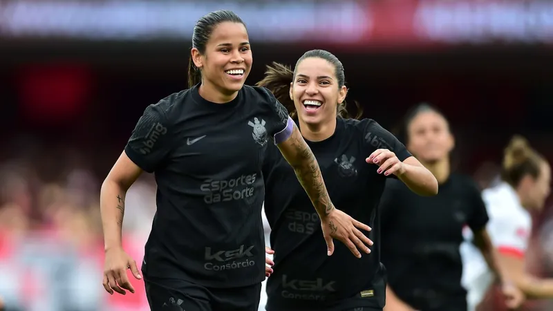 Corinthians faz 3 a 1 no São Paulo e se aproxima do hexa no Brasileirão Feminino