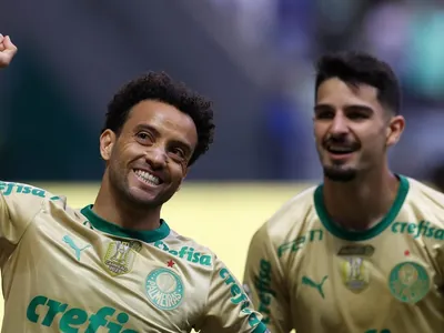 Palmeiras goleia o Criciúma e assume a vice-liderança do Brasileirão; veja os gols