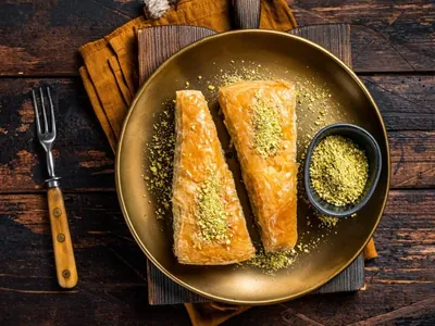 Baklava: aprenda receita original de doce turco que tem massa leve e nozes