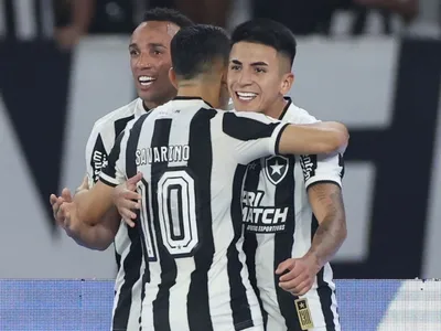 Botafogo chega a 53% de chance de título do Brasileiro; Corinthians tem 58% de rebaixamento