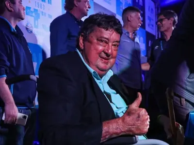 Morre aos 68 anos César, autor do gol do título da 1ª Libertadores do Grêmio