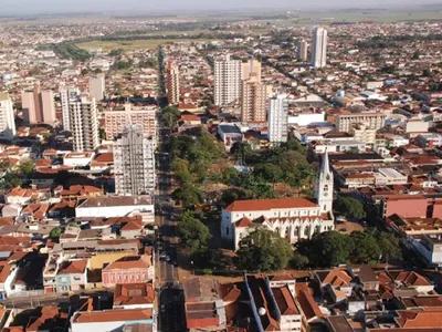 Paraná Pesquisas: Zezinho Gimenez lidera disputa em Sertãozinho com 75,2%