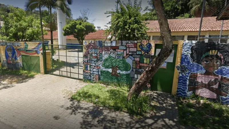 Polícia investiga agressão de aluno contra professor em escola de São José dos Campos