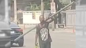 Partes do guarda-corpo da Avenida Maracanã, na Tijuca, vêm sendo roubadas