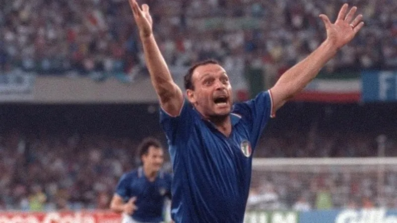 Morre Salvatore 'Totò' Schillaci, artilheiro da Copa de 1990 com a Itália