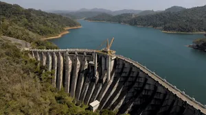 Mais de 50 bairros do Rio e três municípos da Baixada têm fornecimento de água impactado