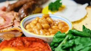 Como fazer feijão? Fogaça dá receita de chef e ensina truque para caldo perfeito