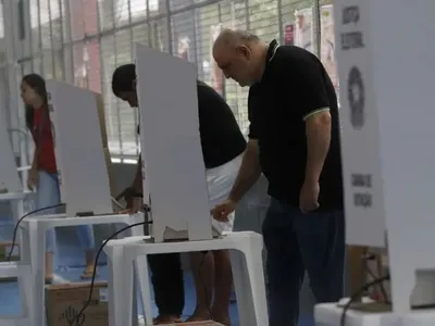 Eleições 2024: 155 milhões votam neste domingo (6) para prefeito e vereador