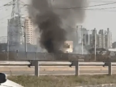 Incêndio em veículo provoca lentidão na Via Dutra em São José dos Campos