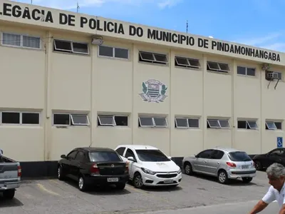 Dois homens morrem baleados em Pindamonhangaba