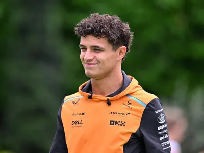 Lando Norris confirma favoritismo e conquista a pole position do GP de Singapura