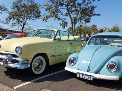 Shopping em Sorocaba tem Encontro de Carros Antigos