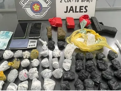 Dupla é presa com várias porções de cocaína e maconha em Jales