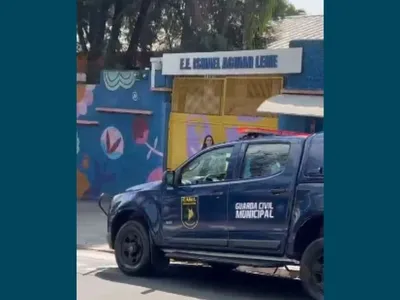 Aluno é esfaqueado em briga com outro estudante na saída da escola