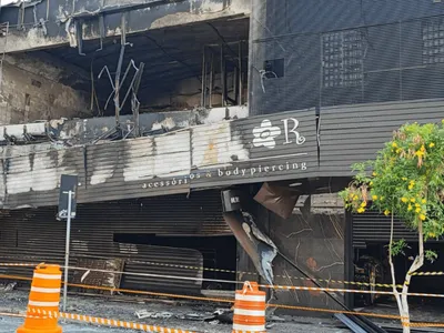 Defesa Civil interdita loja de bijuterias que pegou fogo no centro de Taubaté