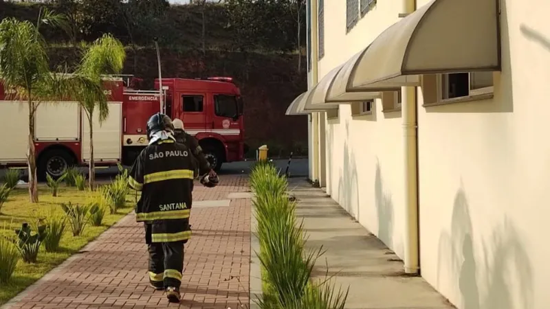 Suspeita de incêndio faz parte de hospital ser evacuada em Jacareí