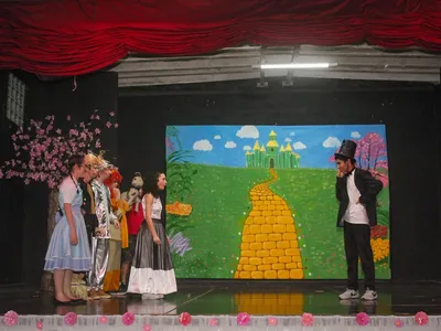 Associação Ágape para Educação Especial promove peça "O Mágico de Oz", na Festa da Primavera