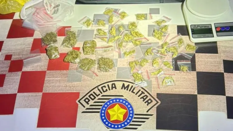 Polícia Militar apreende drogas dentro de uma casa em Pereira Barreto