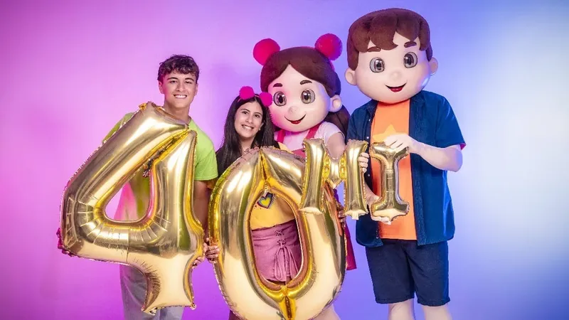 Fenômeno do YouTube, Maria Clara e JP vencem Prêmio Jovem Brasileiro como melhor canal