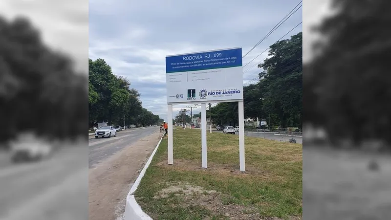 Ciclovia da RJ-099 está abandonada e ciclistas precisam dividir pista com carros