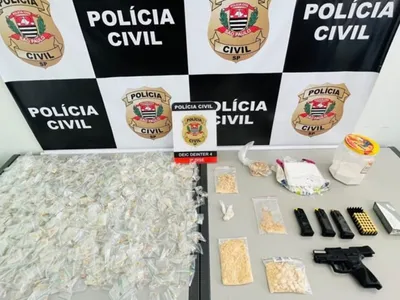 Mulher é presa com arma e 1.041 pedras de crack em Bauru