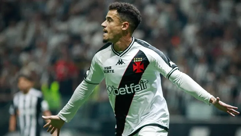 Coutinho tranquiliza sobre lesão e vê 'Caldeirão' como força do Vasco: "Estamos vivos"