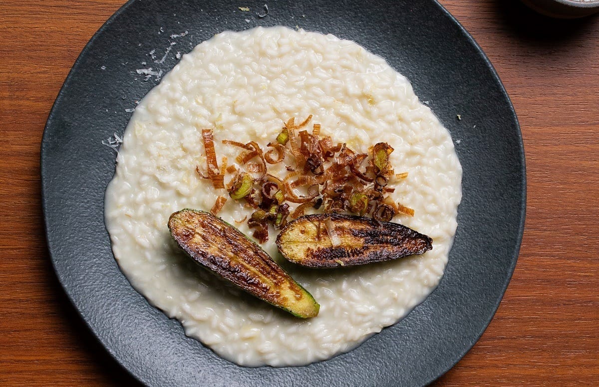 Risoto de queijo brie com abobrinha e alho-poró | Band Receitas