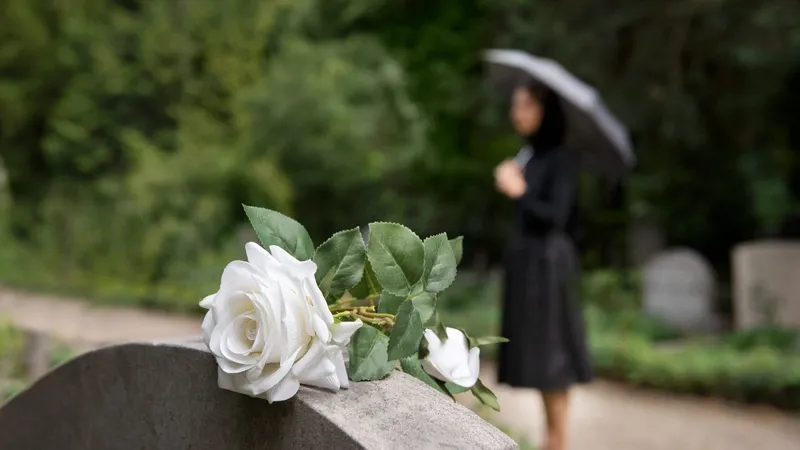 Ansiedade, desapego, renascimento... Saiba o que significa sonhar com morte