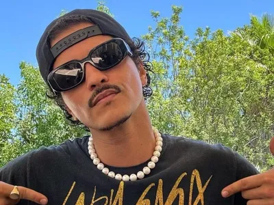 Bruno Mars pode virar cidadão honorário do Brasil? Veja o que se sabe